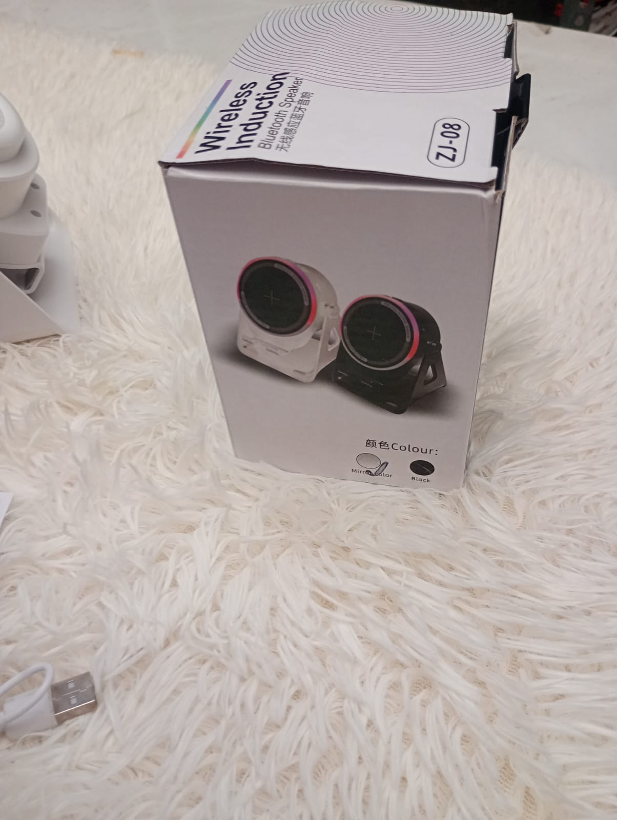 Parlante Inalámbrico ZJ-08 5 en 1 | Bluetooth + Inducción