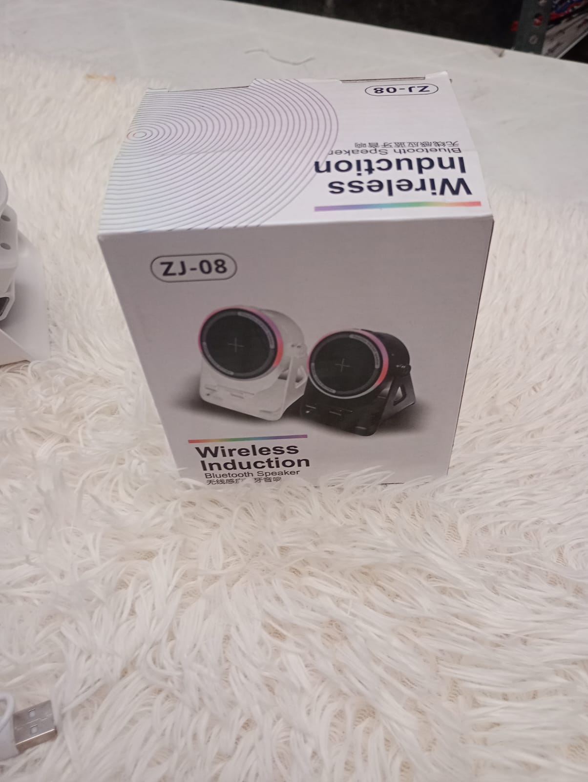Parlante Inalámbrico ZJ-08 5 en 1 | Bluetooth + Inducción